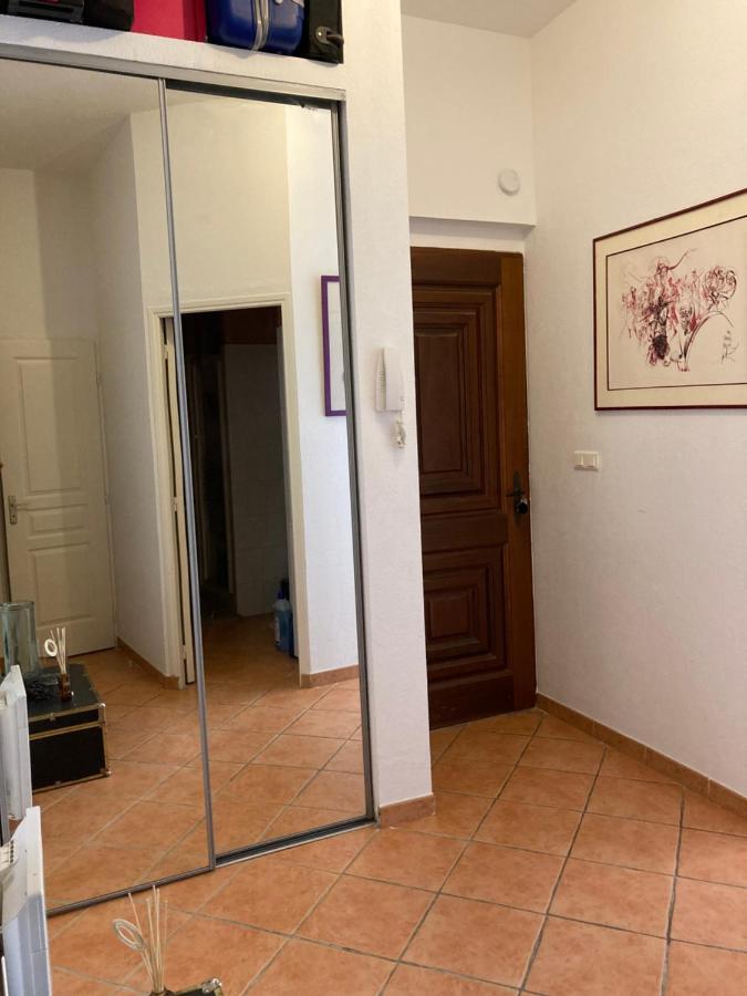 Appartement Cosy Σαλόν-ντε-Προβάνς Εξωτερικό φωτογραφία
